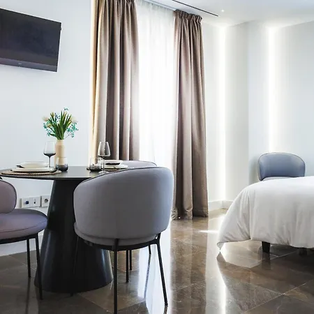 Corral Del Carbón Gg Luxury Boutique *