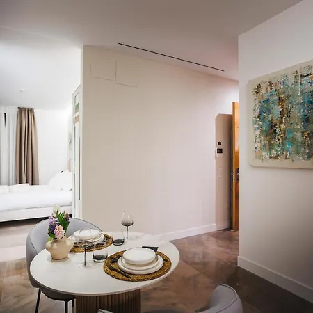 Corral Del Carbon Gg Aparthotel *