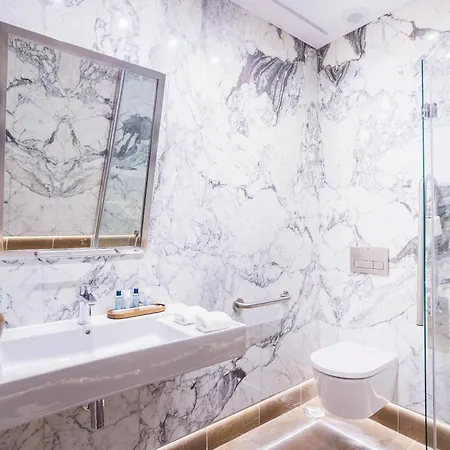 Corral Del Carbon Gg Luxury Boutique * 그라나다